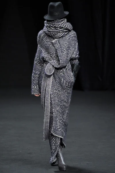 Look 5